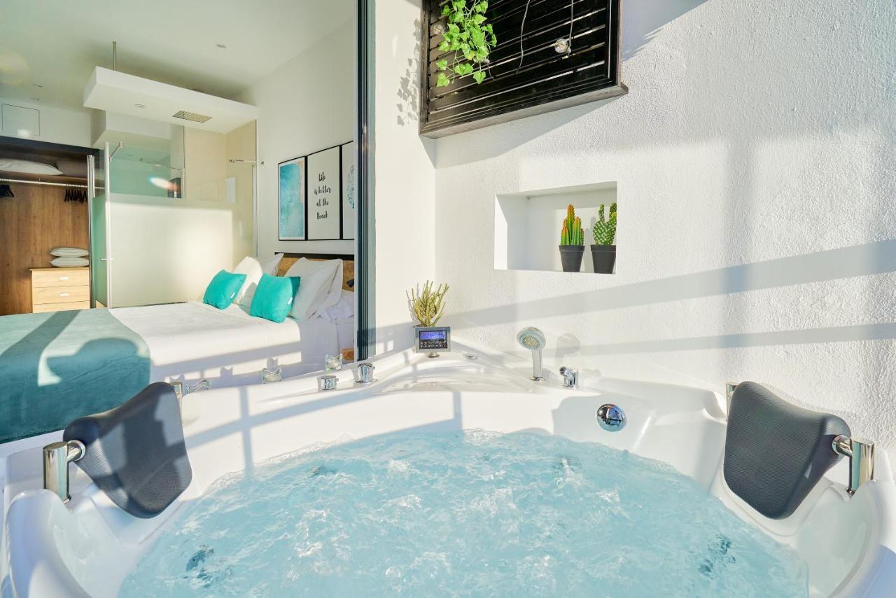 Suite Del Mar Luxury Apartment With Jacuzzi 托雷莫利诺斯 外观 照片