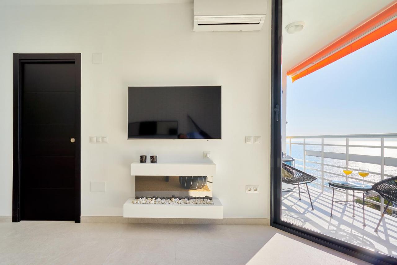 Suite Del Mar Luxury Apartment With Jacuzzi 托雷莫利诺斯 外观 照片
